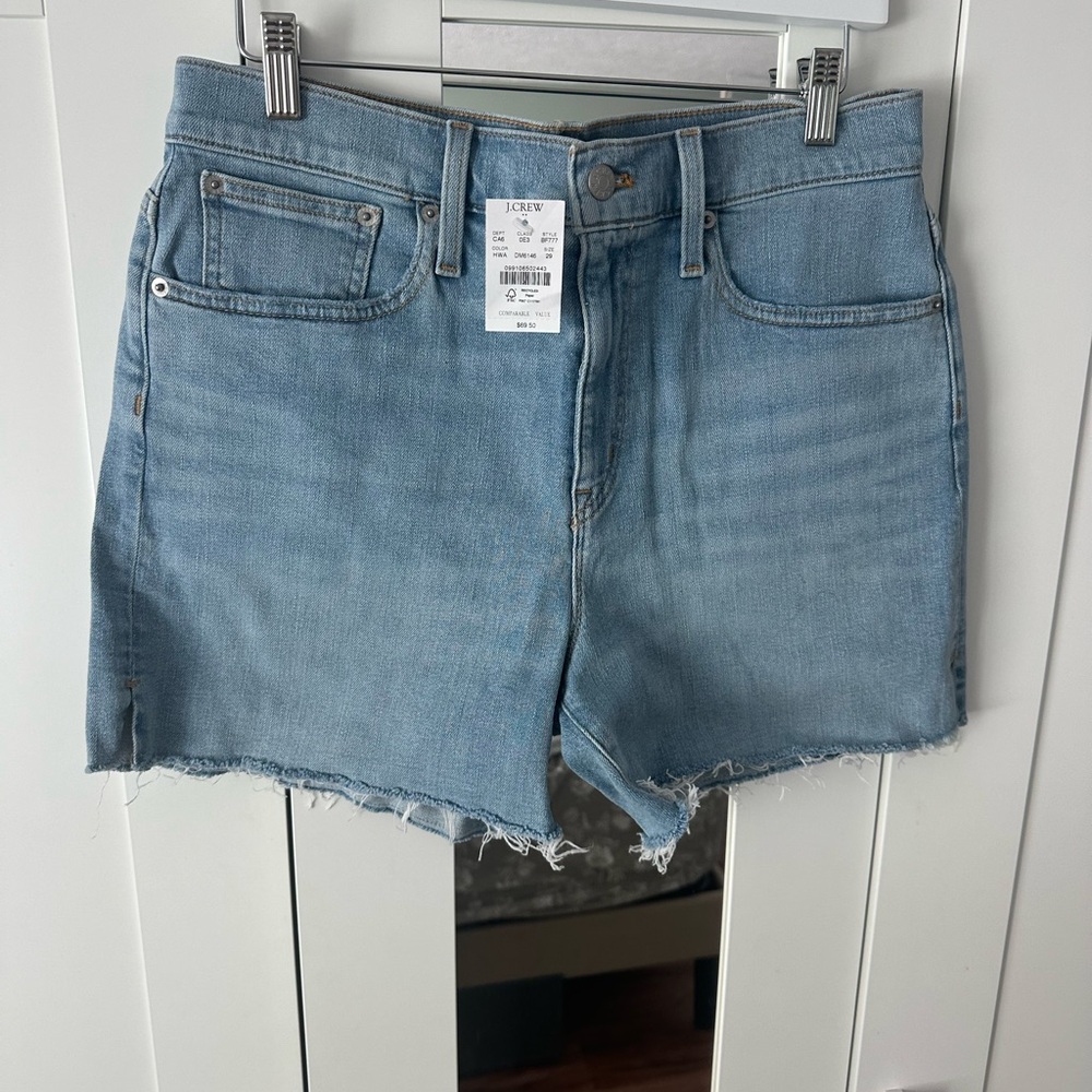 J. Crew Jean Shorts Faded Blue Denim Mom Shorts Women’s Size 29 NWT - Picture 2 of 6